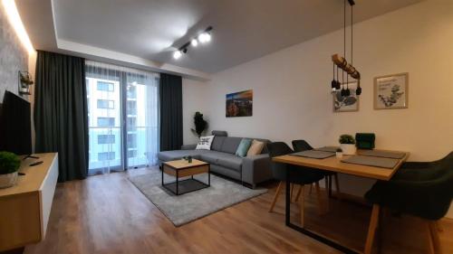BpR Space Grey Home with balcony, Budapest (photo 2)