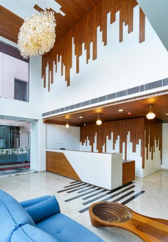 Előcsarnok, The Trios Hotel near Marine Drive