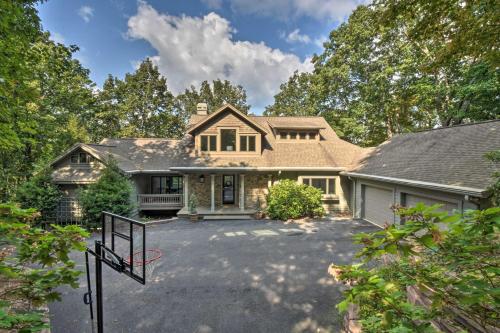 Luxe Big Canoe Resort Home with 3 Decks and Mtn Views! - image 11