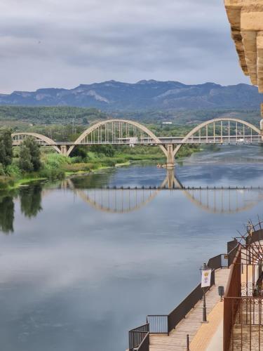 River Ebro Apartments