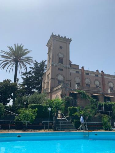  Villa con piscina, Unterkunft in Mascalucia