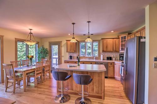 Finger Lakes Home with Keuka Lake Views! in Hammondsport, USA