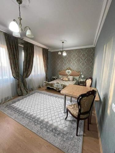 3 bedrooms, 4 beds