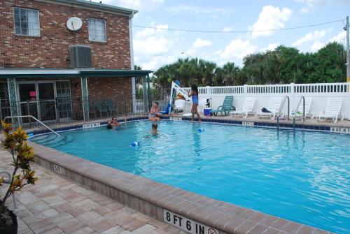 Piscina, Best Motel Lakeland in Lakeland (FL)
