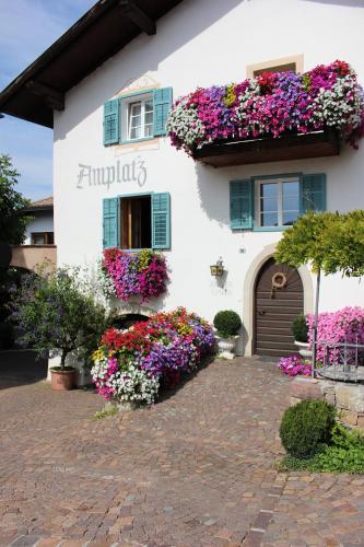 Amplatz 1523 - B&B and Suites