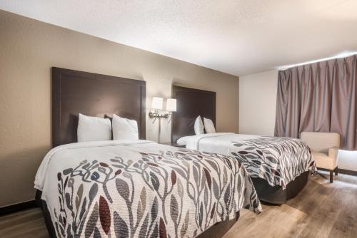 2 double beds