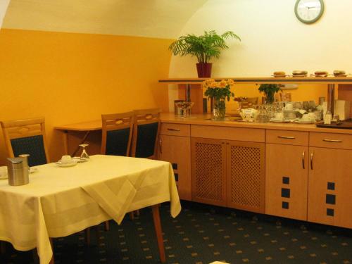 restavracija, Hotel Move garni in Aeschach