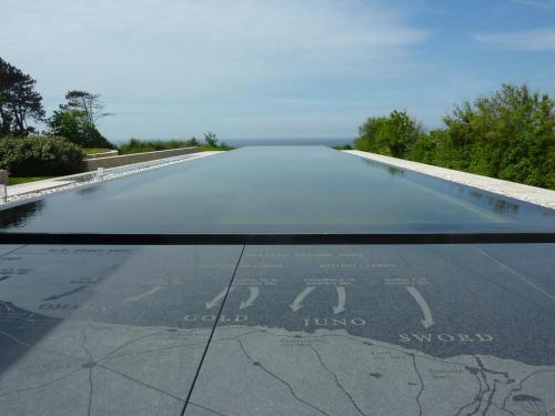 Közeli látványosságok, La Suite Le Nôtre (La Suite Le Notre) in Colleville Sur Mer
