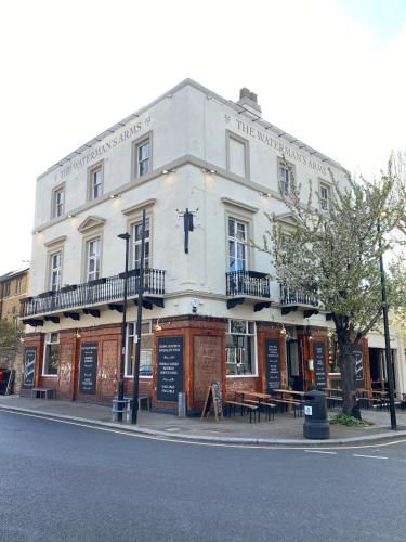 The Waterman's Arms 2