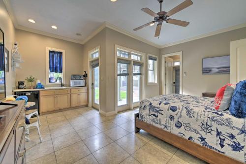 Large 3-Story Family Home Less Than quarter Mi to Crescent Beach - image 5