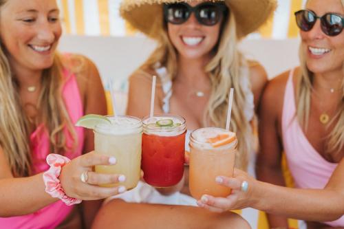 The Tides Beach Club - 식음료(F&B)