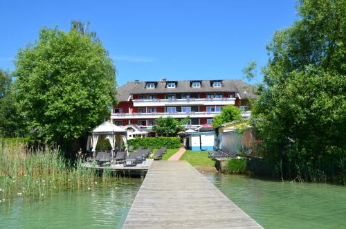 Hotel Silvia in Sankt Kanzian am Klopeiner See, Österreich