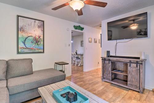 Peaceful Pisgah Forest Cottage with Fire Pit! in Pisgah Forest, USA