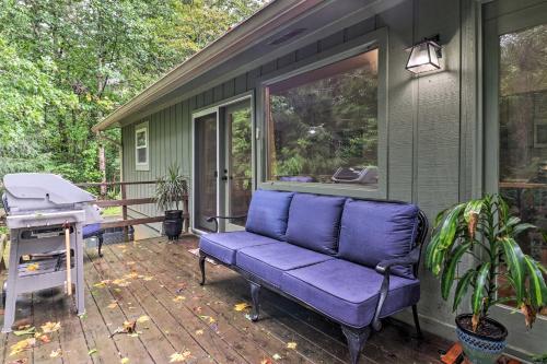 Secluded Pisgah Forest Cottage with Fire Pit!