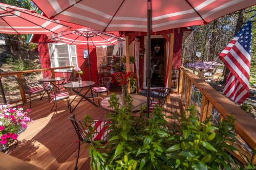 ELLIOTT HOUSE BED & BREAKFAST in Shaver Lake (CA)