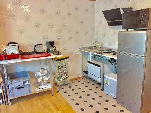 Große 4 Zimmer Whg, 3 Bedrooms flat, big living Kitchen, many parking places, Wlan, Sat TV