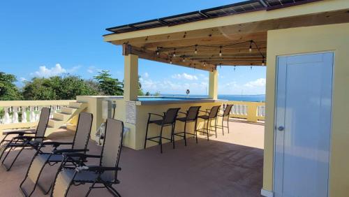 Amapola House with Private Pool and Rooftop Terrace - image 11