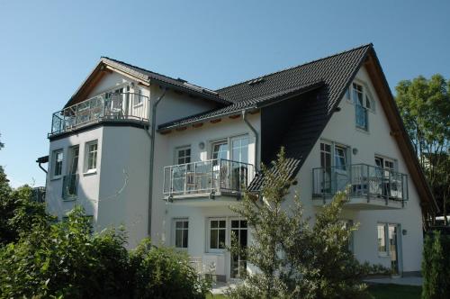 Dünenhaus mit Meerblick, Schwimmbadnutzung inklusive