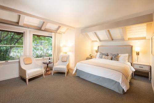Book the King Room - Disability Access King Room - Disability Access