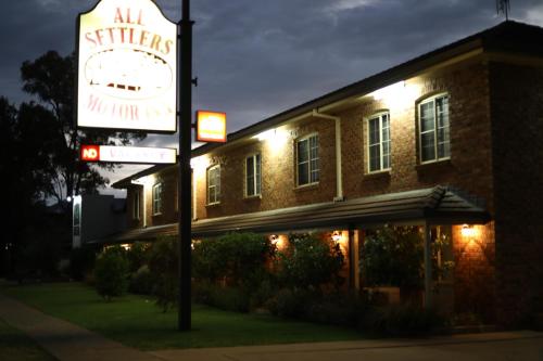 All Settlers Motor Inn Parkes