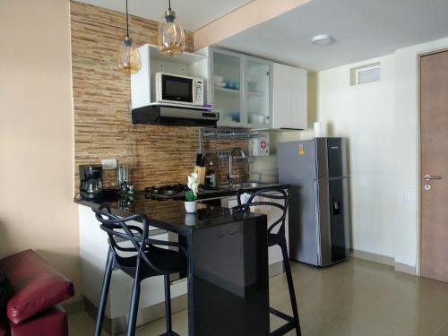 One-Bedroom Apartment image 10