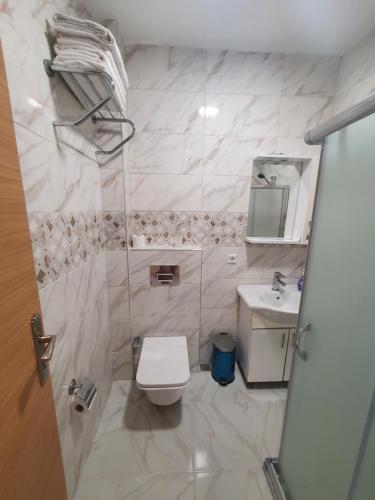Standard Apartment image 2