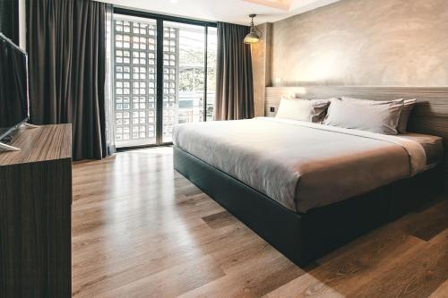 room detail thumbnail 0