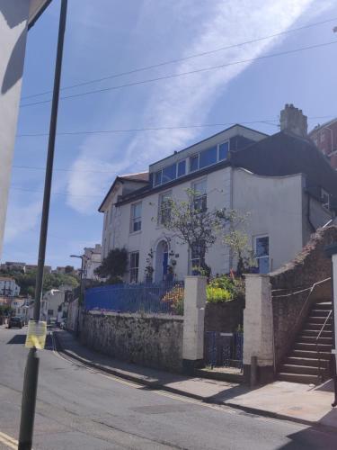 Picture of Luxury Dog Friendly Home In Brixham Harbour With Sea Views And Free Parking