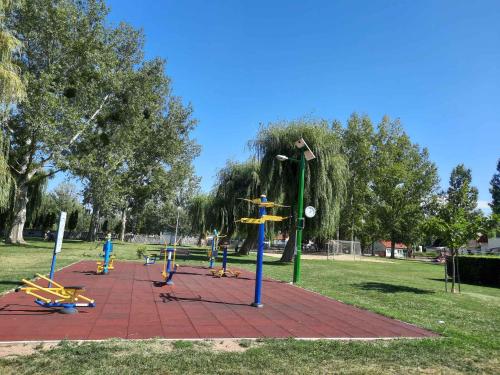 Holiday home in Balatonbereny 34653 - image 6