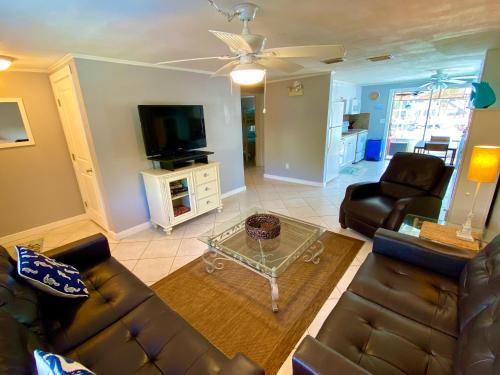 120 Bahia Via - Downstairs - image 6