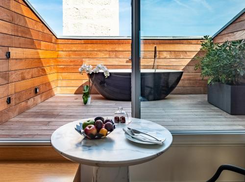 Balcony/terrace, Le Boutique Hotel near Parc Bordelais