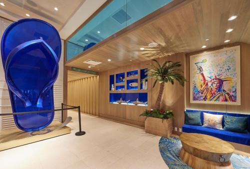 Margaritaville Resort Times Square - image 7