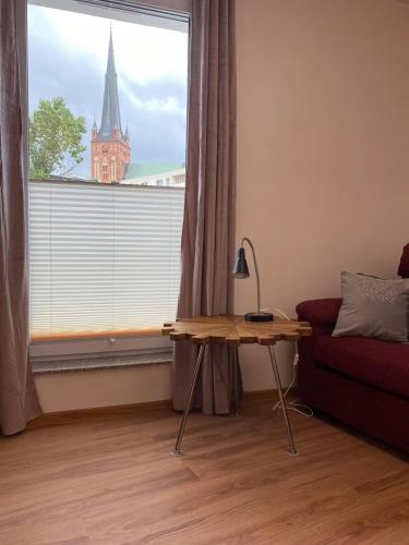 One-Bedroom Apartment image 2
