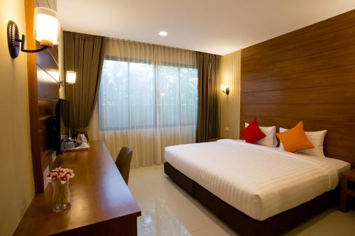 room detail thumbnail 0