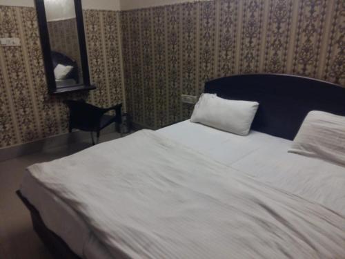 Best stays hotel in haridwar by Shiva palace