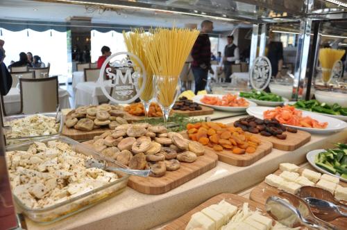 Motali Life Hotel - image 14