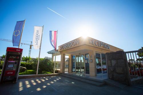 Poseidon Mobile Home Resort - image 3