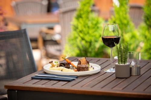 Ételek és italok, Hotel Zum Steinhof in Bad Blankenburg