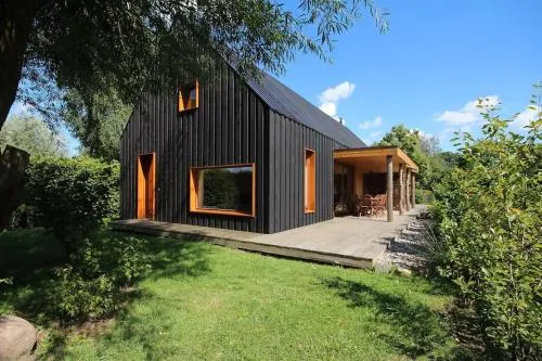 Loi Black in Loissin, Deutschland