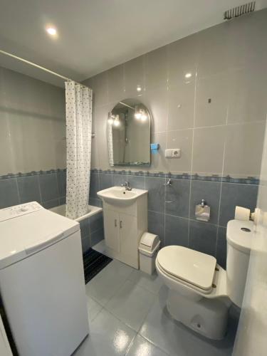 Stylish Fuengirola Studio with Panoramic Sea View, Fuengirola (Foto 8)