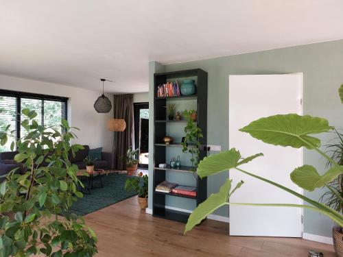 Vakantiehuis met hottub en barrelsauna in Buurtschap Giethmen