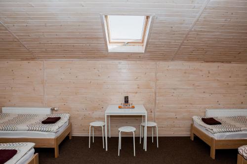 Bed in 6-Bed Mixed Dormitory Room