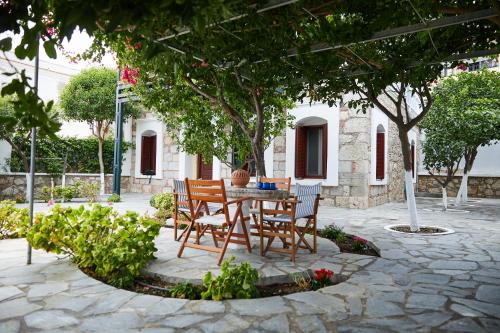 Conellian gîte à louer Chios Castle