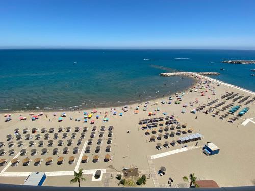 Stylish Fuengirola Studio with Panoramic Sea View, Fuengirola (Foto 9)