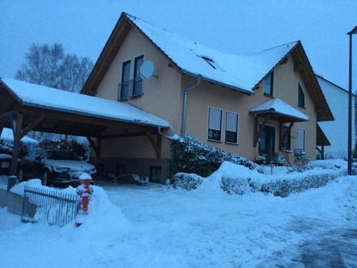 Ferienwohnung mit Blick auf den "Kickelhahn"