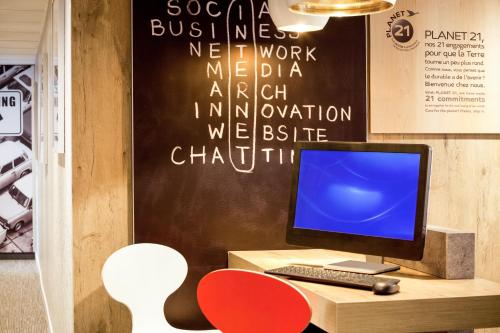 ibis Paris Gennevilliers - image 3