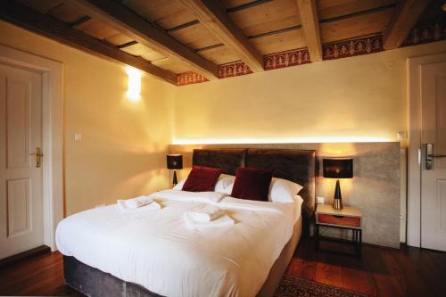 1 double bed