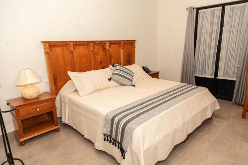 1 queen bed