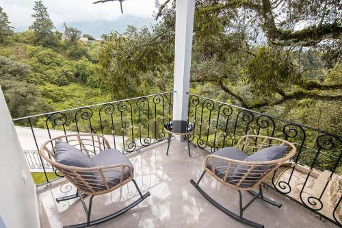 320286491 Hotel Danini