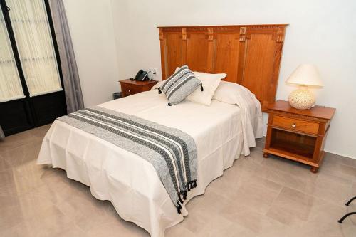 320287733 Hotel Danini